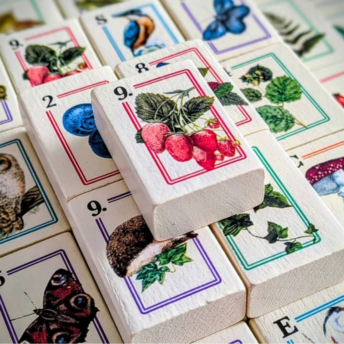 Animal art mahjong set