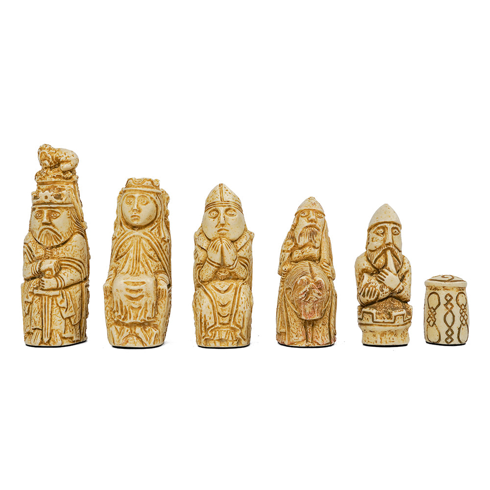 Medieval chess pieces: Cardinal red