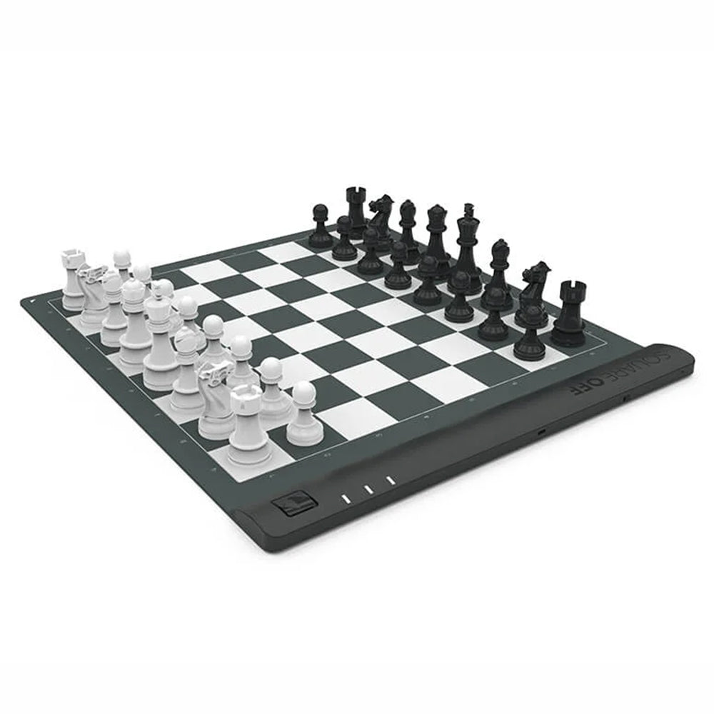 Square Off Pro: Portable electronic chess set