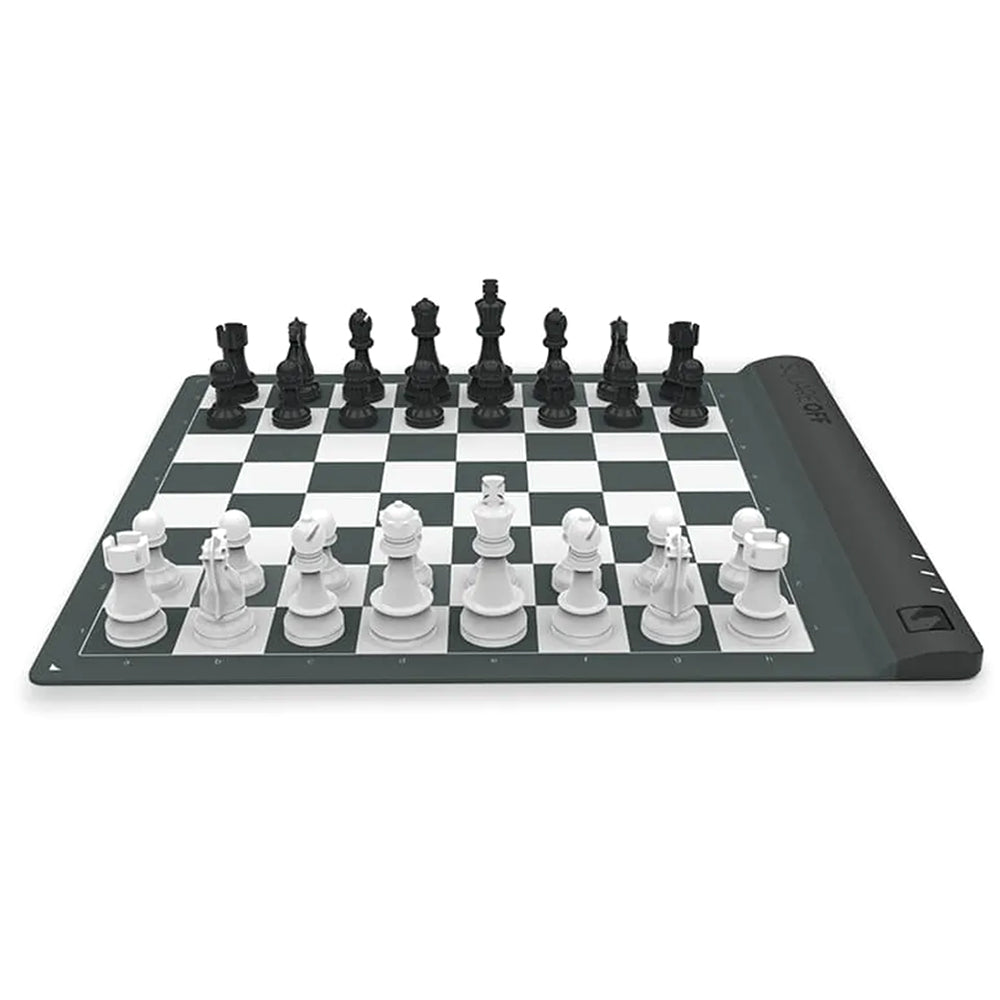 Square Off Pro: Portable electronic chess set