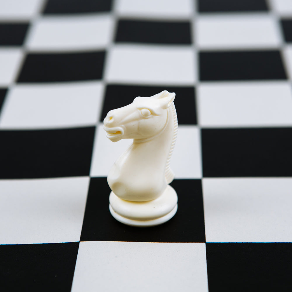 Nuffield chess pieces: Staunton style in weighted plastic