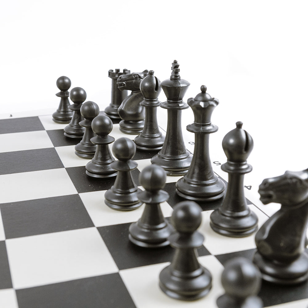 Nuffield chess pieces: Staunton style in weighted plastic