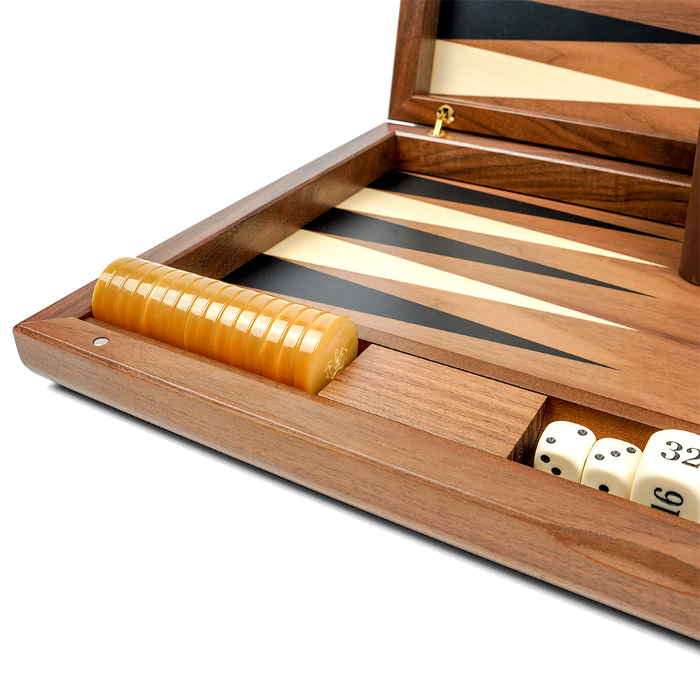 Venice Folding backgammon set: Walnut, maple and ebony wood