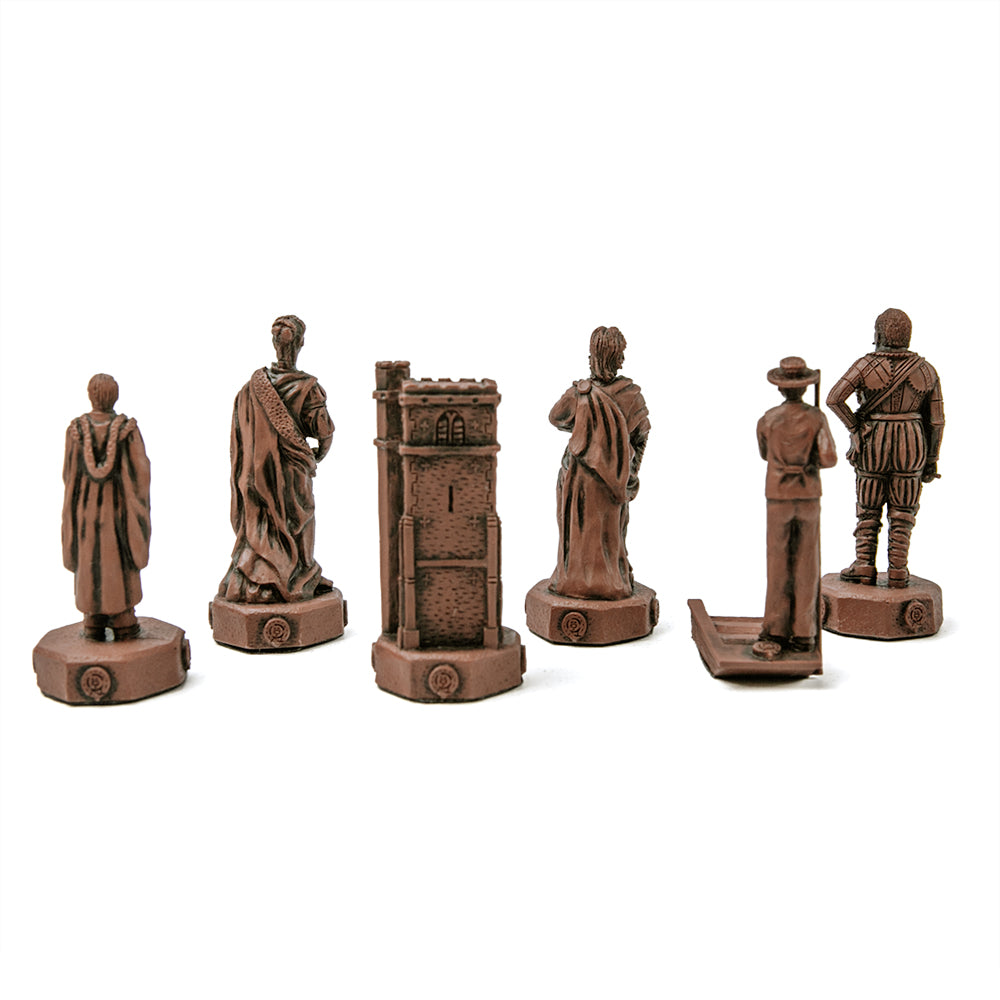 Oxbridge chess pieces