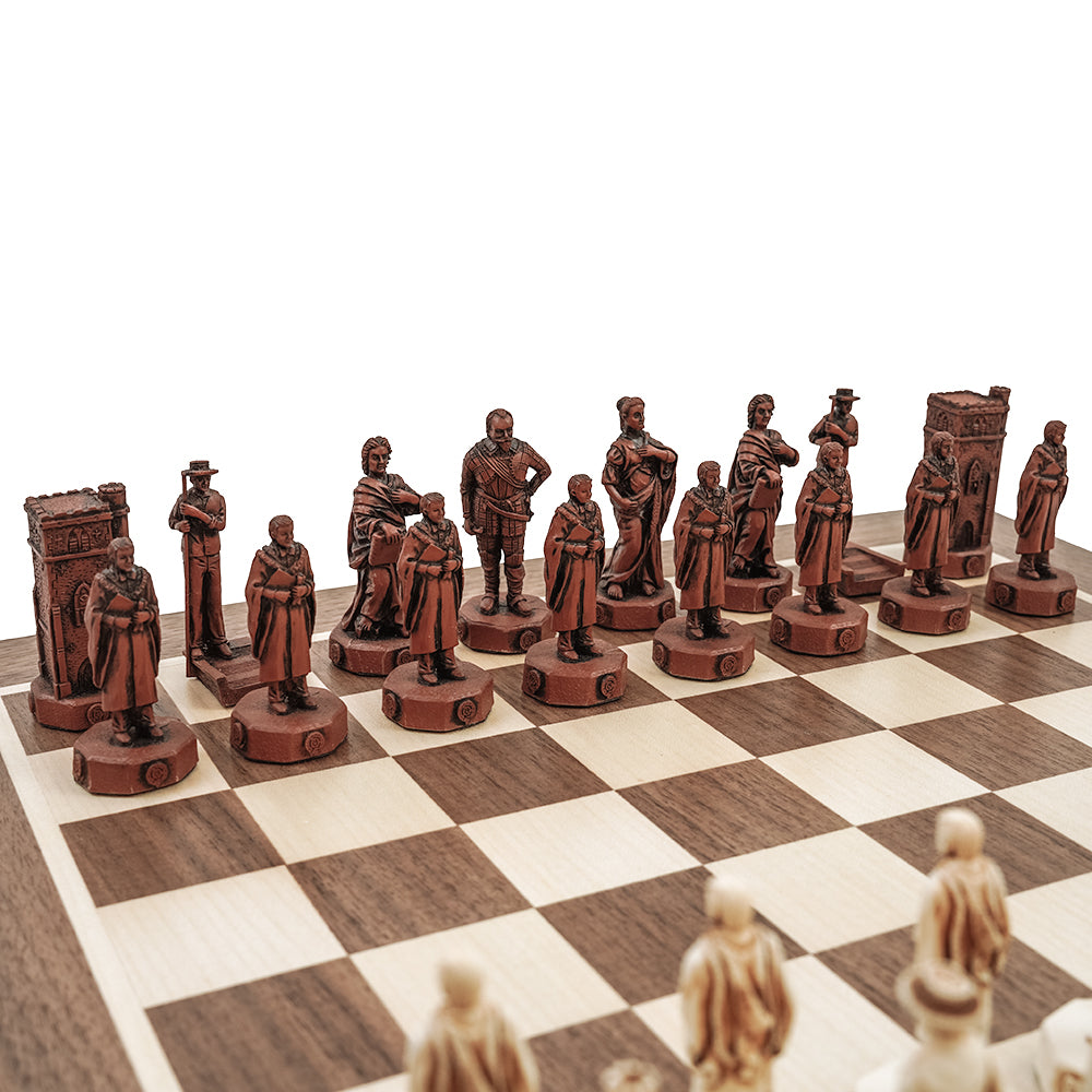 Oxbridge chess pieces