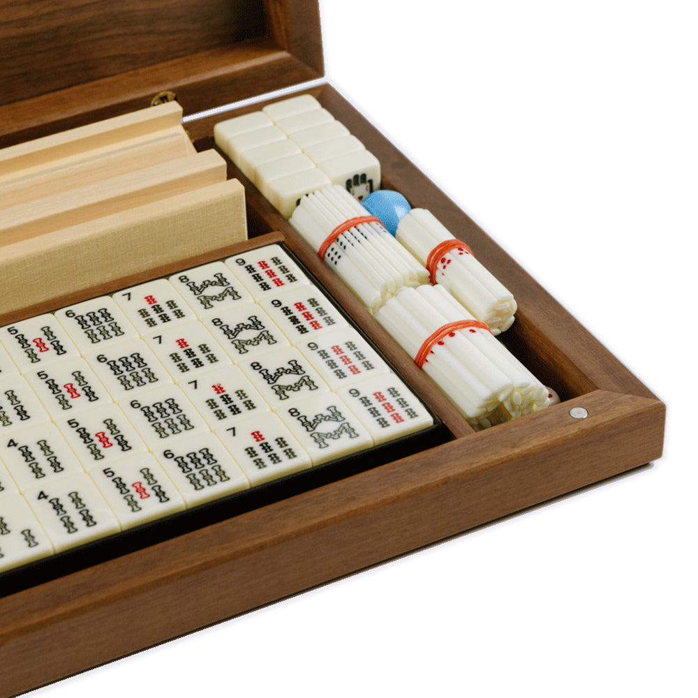 Walnut case mah jong set (acrylic tiles)