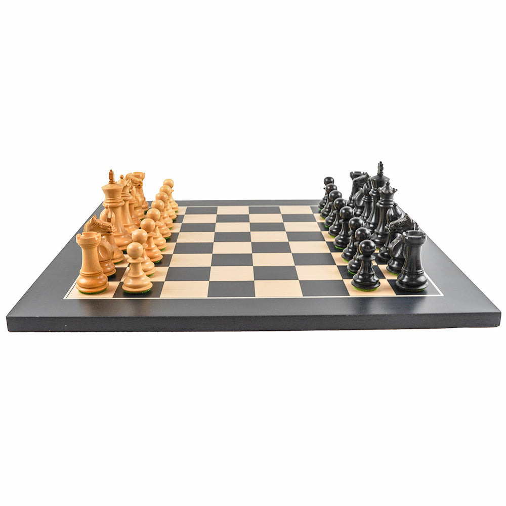 St Hilda's chess pieces: Staunton style in double-weighted ebony and boxwood